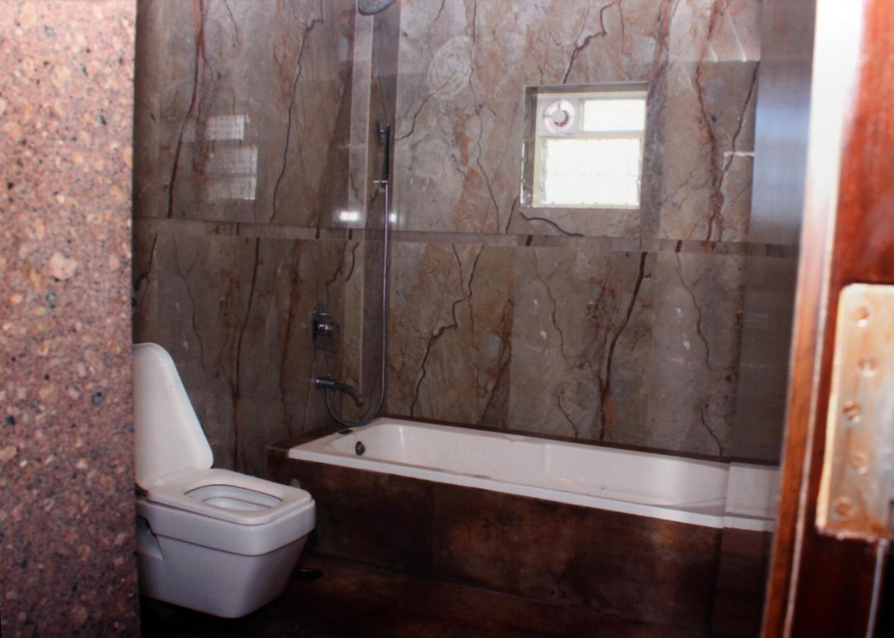 Central Park Hotel 3*
