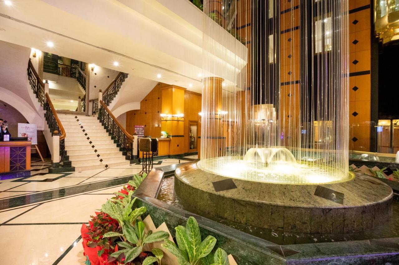 Hotel The Orchid Parle 5*