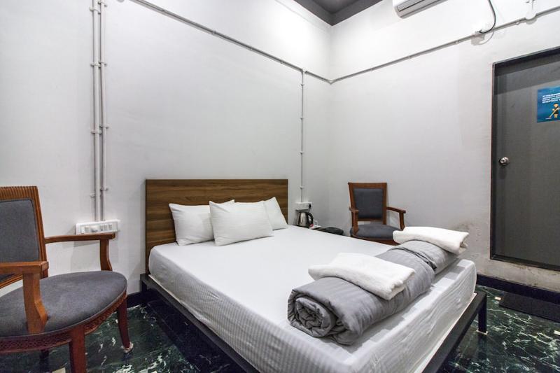 Backpacker Cowies Albergue *