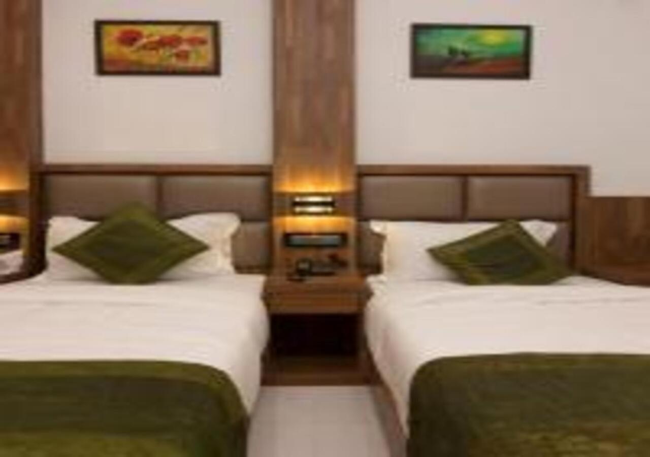 Meriton International Airport T-2 Hotel 2*