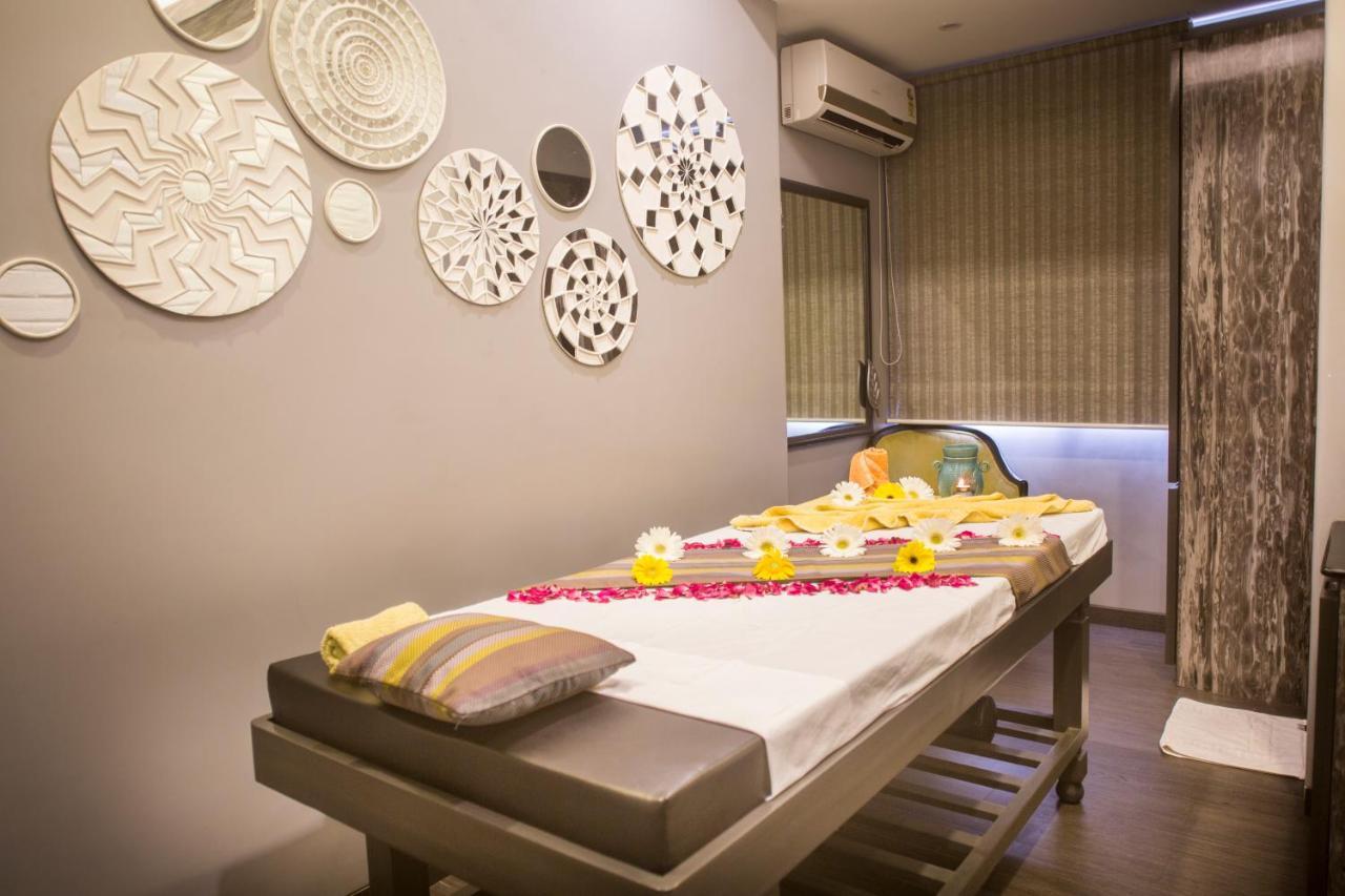 The Shalimar Hotel, Kemps Corner 4*