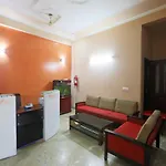Oyo 74865 Neelkamal 3*