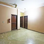 Oyo 74865 Neelkamal Hotel