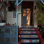 Namastey Mumbai Backpackers