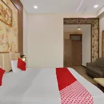 Hotel Oyo 74865 Neelkamal Mumbai