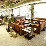 Midtown Pritam Hotel