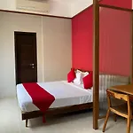Theory9 Premium Service Apartments Khar