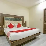 Oyo Flagship 76107 Royce Executive Hotel Mumbai