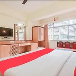 Subhash- Andheri Hotel