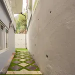 Spot On 40739 Nandi Palace Spot