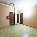 Oyo 77182 Sea Rock Hotel Mumbai