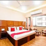 Subhash- Andheri 3* Mumbai