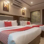 Oyo 41605 Hotel Prince Palace