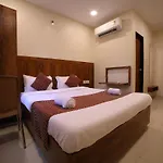 Hotel Oyo 8757 Prakash