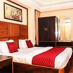 Subhash- Andheri Hotel