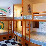 Hostel Solo Backpacker Mumbai