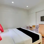 Capital O 76484 Balwas International 3* Mumbai