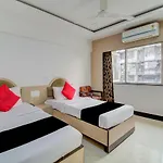 Capital O 76484 Balwas International Hotel