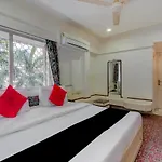 Capital O 76484 Balwas International Hotel 3*