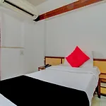 Hotel Capital O 76484 Balwas International 3*
