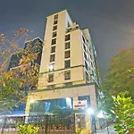 Treebo Trend Bandra Apartments