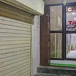 Oyo 82580 Taj Residency Lodging And Boarding