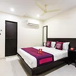 Hotel Guestinn Residency