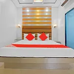 Hotel Flagship 83490 Hotel Bently Palace Mumbai
