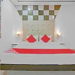 Flagship 83490 Hotel Bently Palace 3*