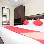Oyo 23478 Kamran Residency Mumbai
