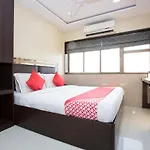 Oyo 23478 Kamran Residency Hotel Mumbai