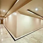 Hotel Rajhans 2*