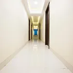 Oyo 23478 Kamran Residency 3*