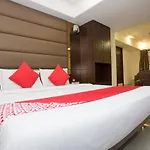 Oyo 23478 Kamran Residency Hotel Mumbai