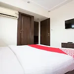 Oyo 23478 Kamran Residency Hotel Mumbai
