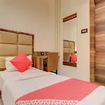 Oyo 76180 Hotel Meriton