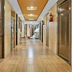 Oyo Flagship 83475 Starlight Mumbai