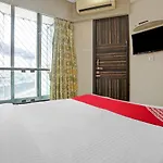 Oyo Flagship 83475 Starlight 3*