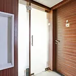 Oyo 85290 Milona Service Hotel