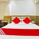 Hotel Oyo 85290 Milona Service