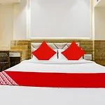 Oyo 85290 Milona Service Hotel Mumbai