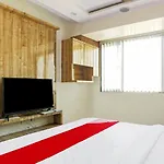 Oyo 85290 Milona Service 3* Mumbai