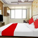 Oyo 85290 Milona Service Apartment
