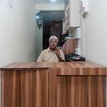 Oyo Shivar Near Carnival Cinemas Imax 3*