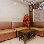 Oyo Shivar Near Carnival Cinemas Imax