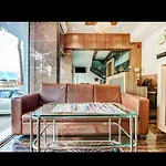 Hotel Royal Oak Navi Mumbai-Stz 1002