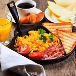 Hotel Collection O 81162 Whitefield Mumbai