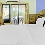 Oyo 44090 Hotel Classic Residency
