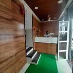Golden Oak Lodging By Wb Inn