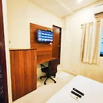 Hotel Avion Palace Near Exhibition Center